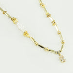 GOLD LILLESOL NECKLACE
