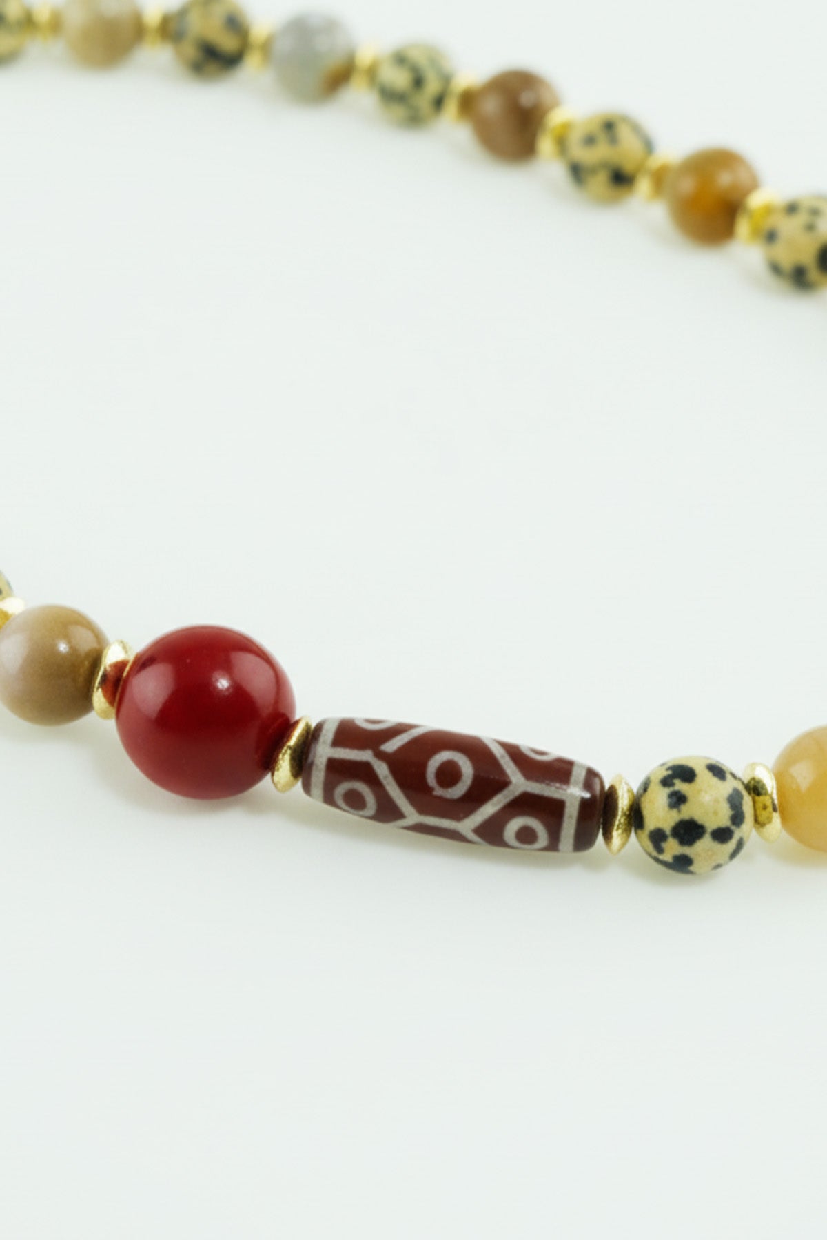 MULTICOLOR LAUREL NECKLACE