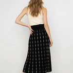 Black and White Geometric Patterned Pleated Skirt