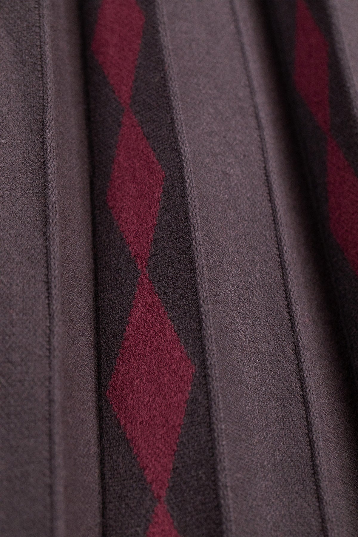 Bitter Coffee Purple Geometric Patterned Pleated Skirt