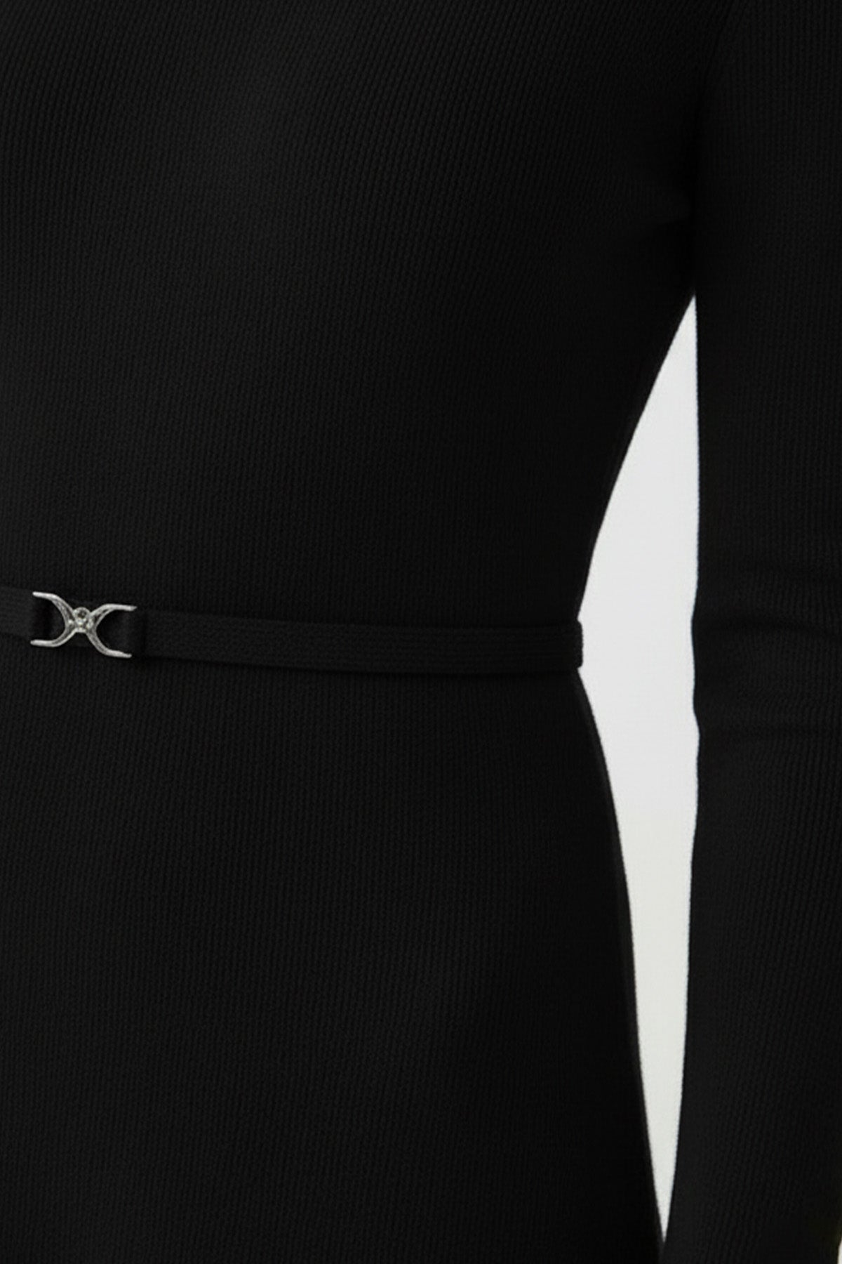 Black Belt Detailed Midi Dress