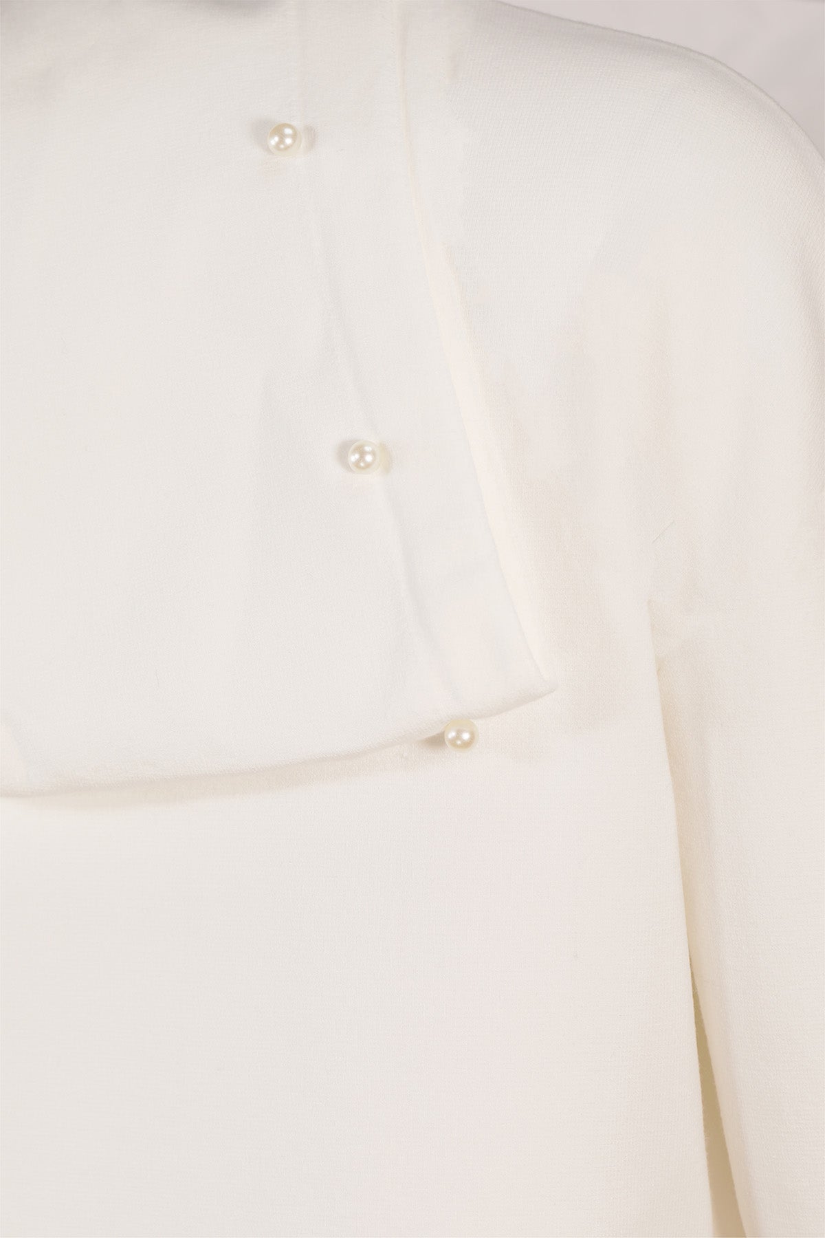 Ecru Pearl Detailed Women's Sweatshirt