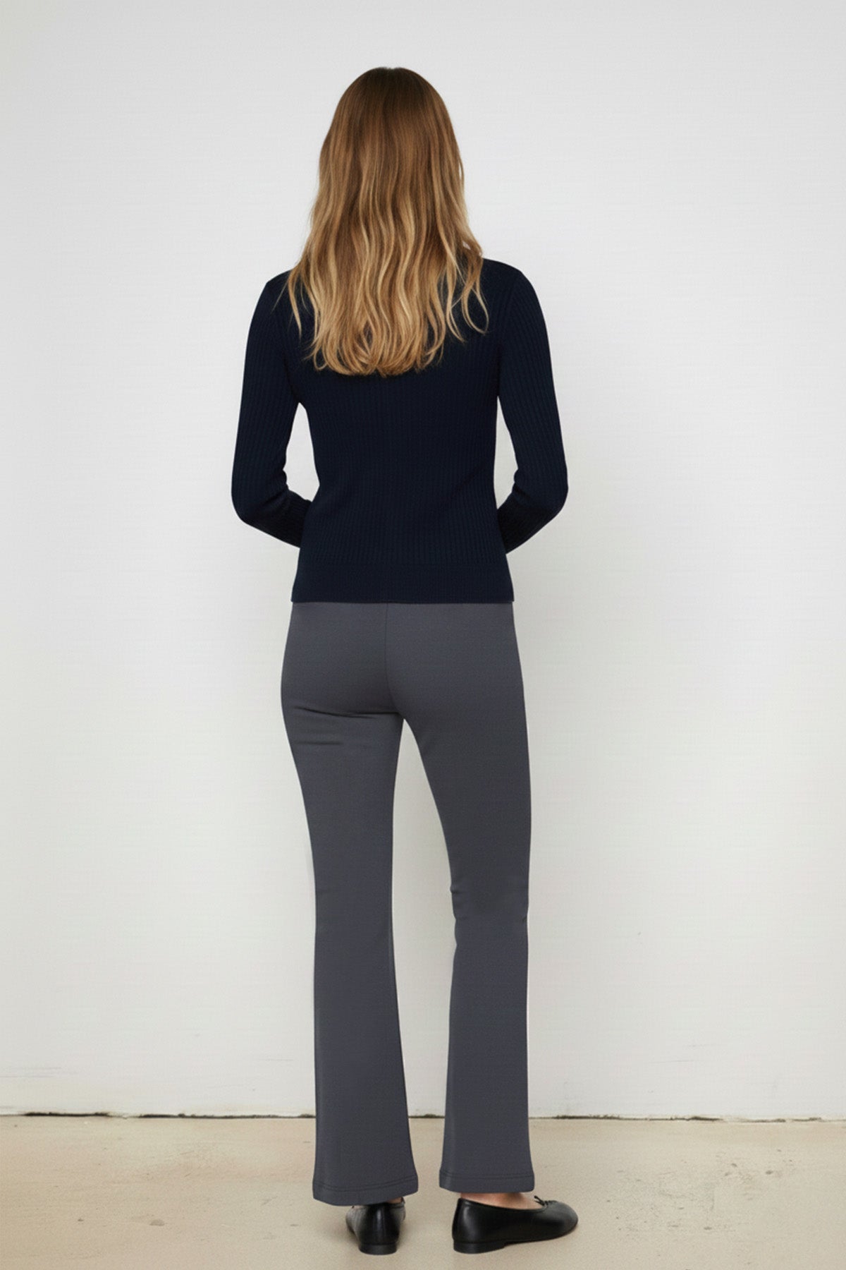 Dark Gray Wide-Leg Crop Women's Pants