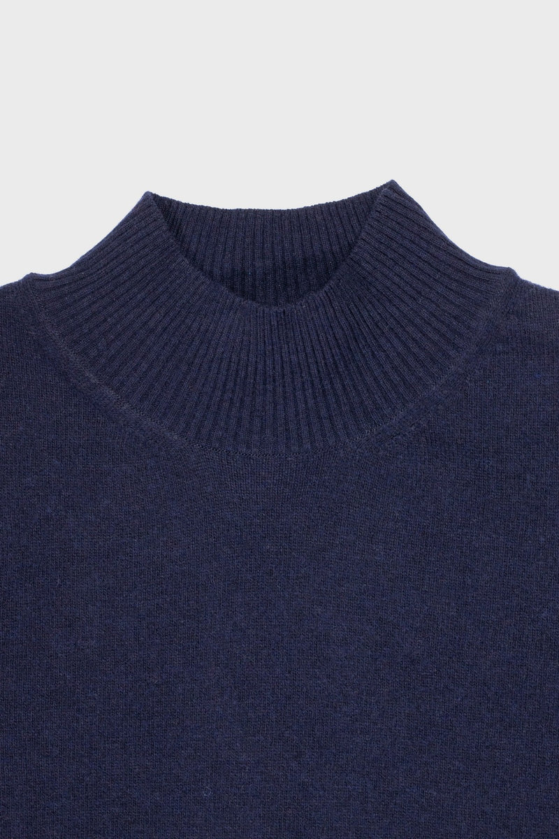 Navy Blue Short-Sleeved Women's Sweater with Half Collar