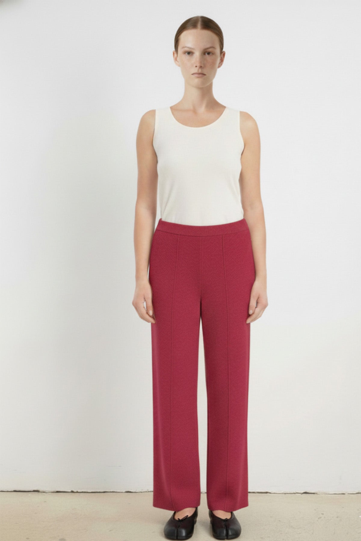 Women's Wide-Leg Ribbed Trousers in Burgundy