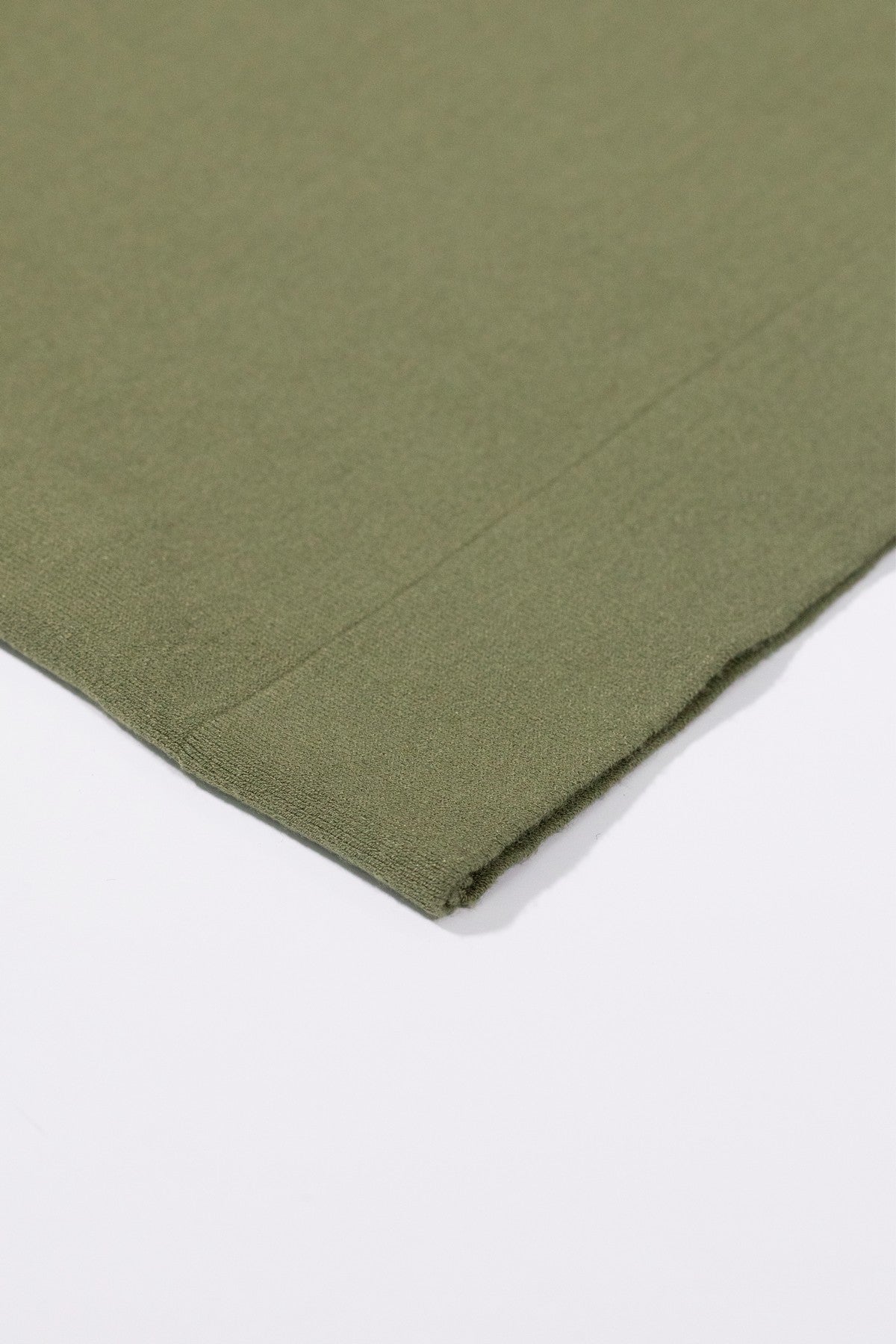 Green Sleeveless U-Neck Women's Athletic Shirt