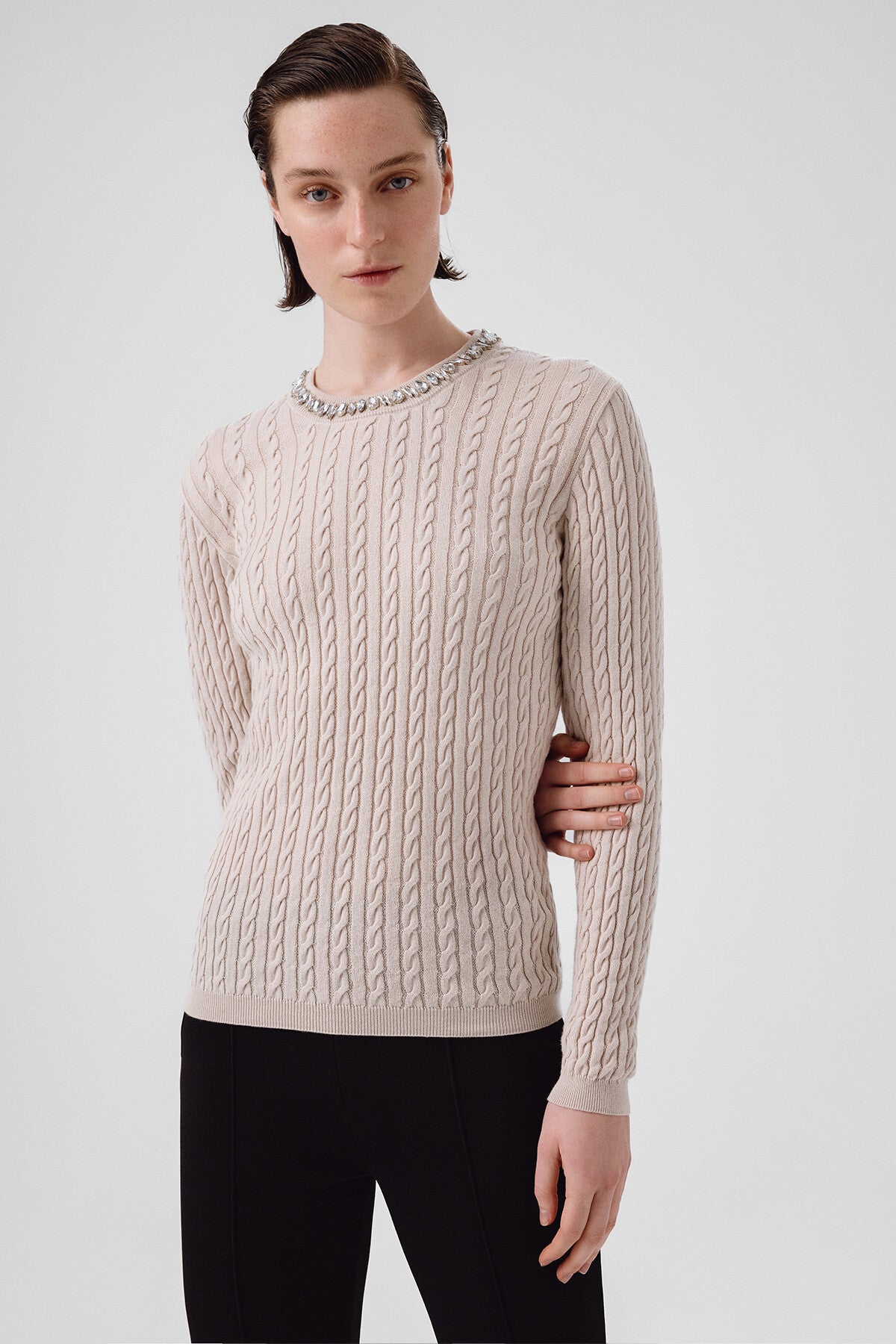 Women's Open Beige Collar Stone-Embroidered Sweater
