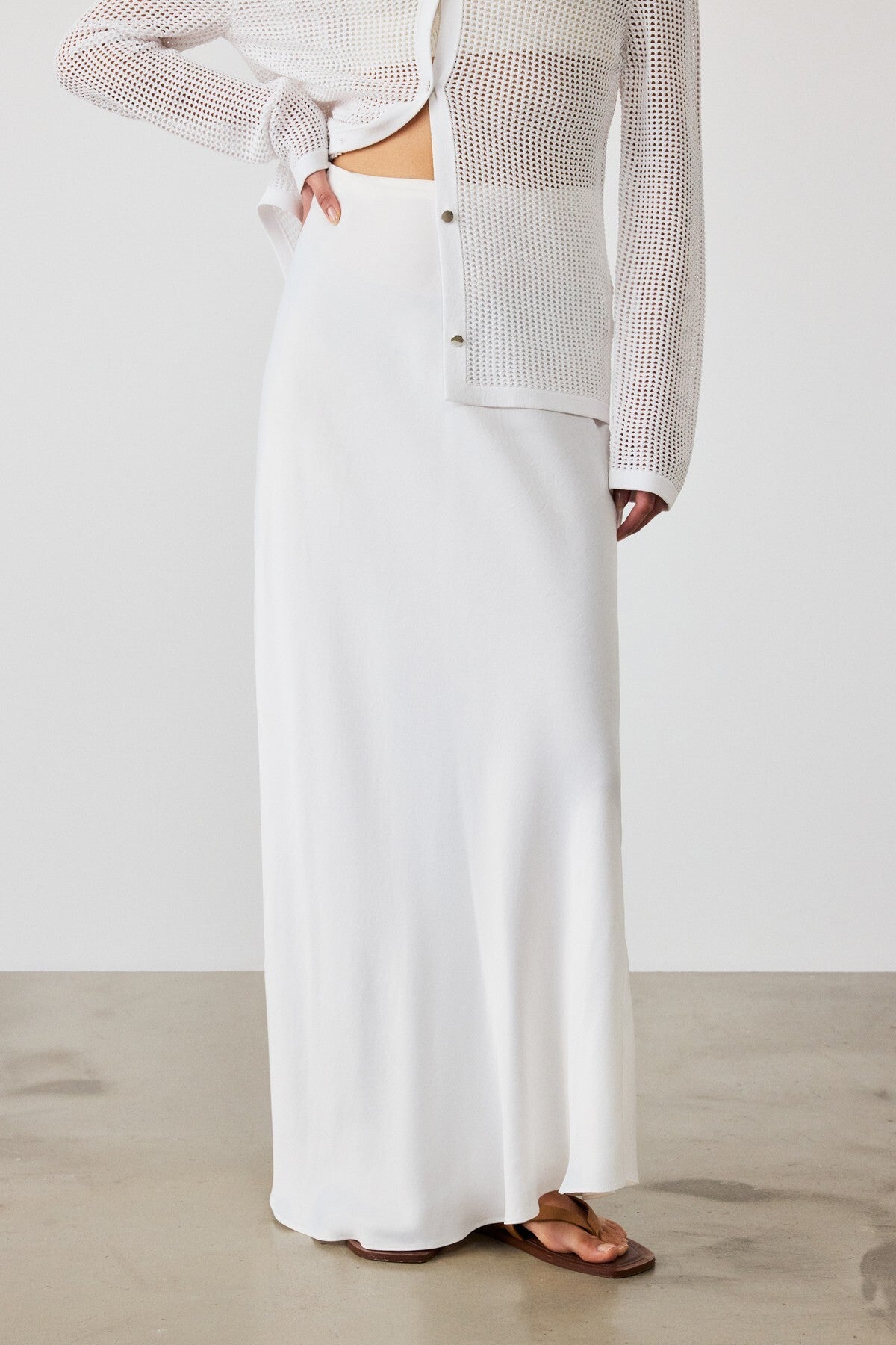 White High-Waisted Long Skirt