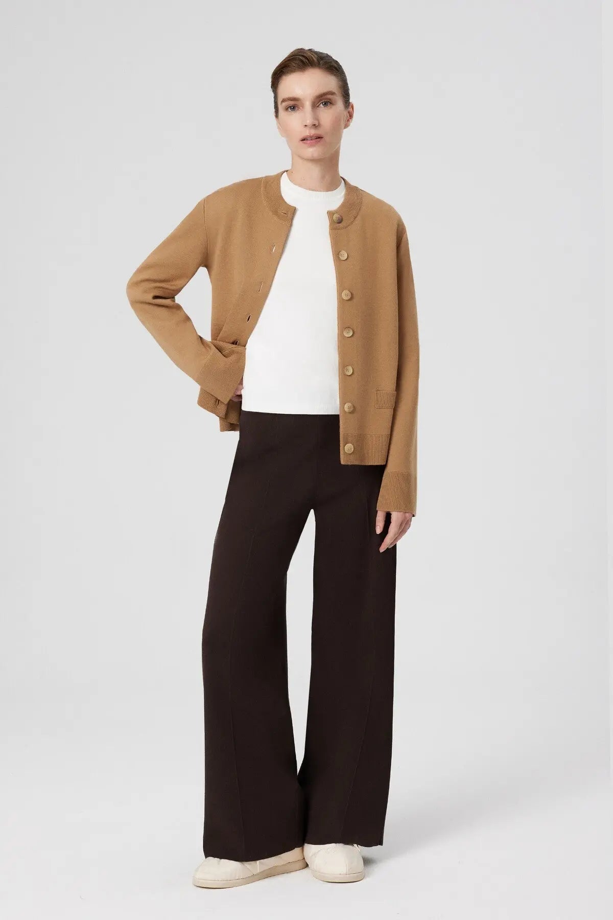 Camel Women's Jacket with Detailed Buttons Triko Mısırlı