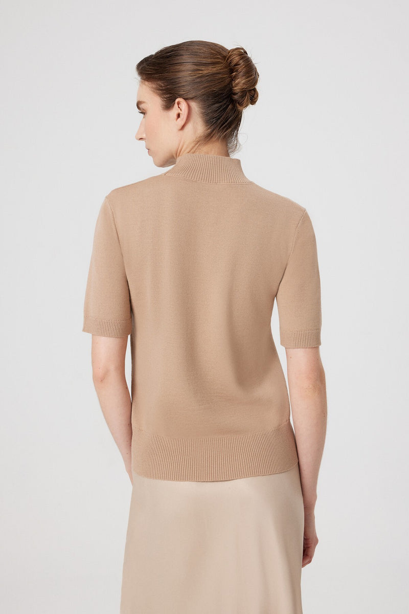 Camel Half Fisherman's Collar Women's Sweater