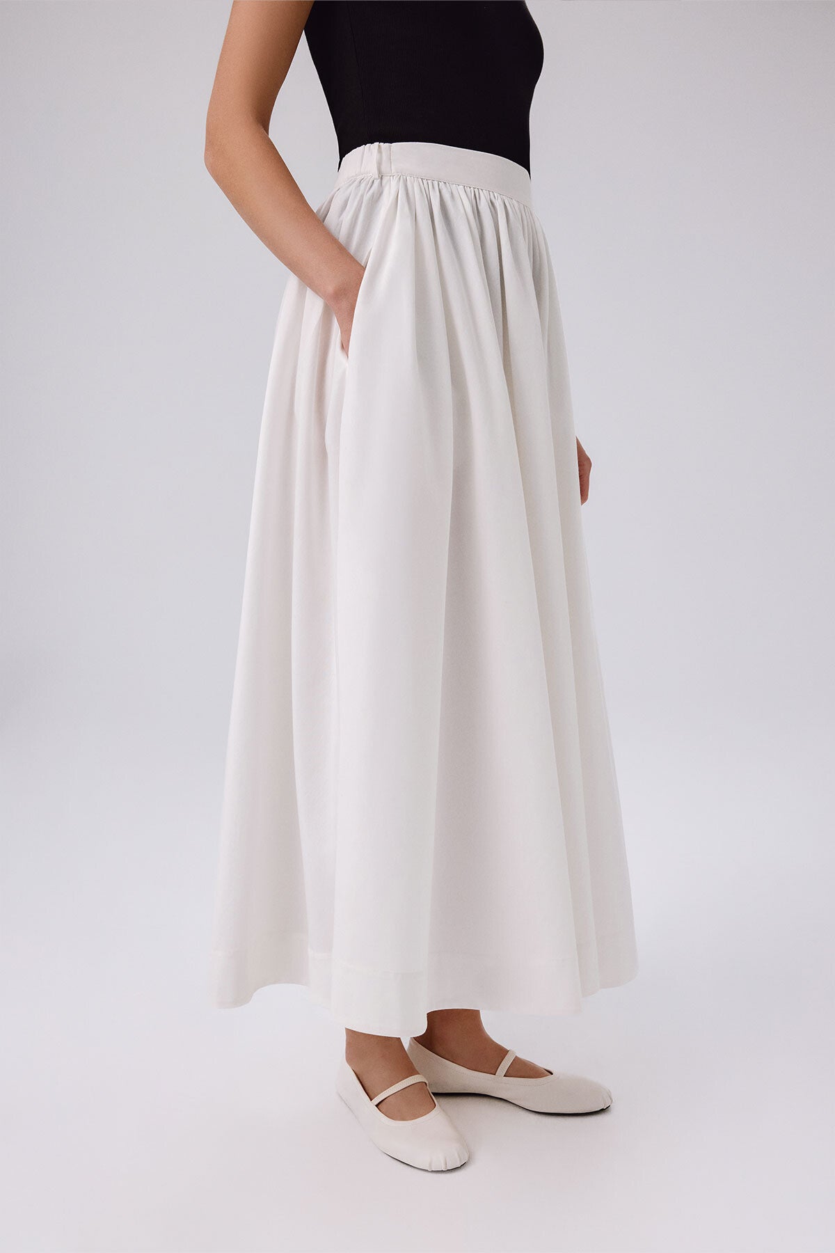 Ecru Pocket Detailed Long Skirt