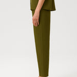 Women's Pants with Belted Waist and Pocket Details