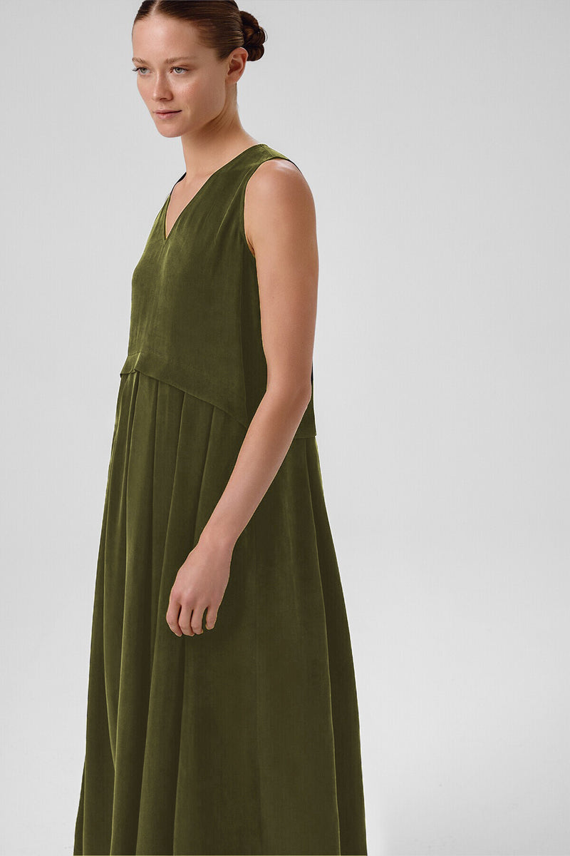 Khaki Pleated Sleeveless Long Dress