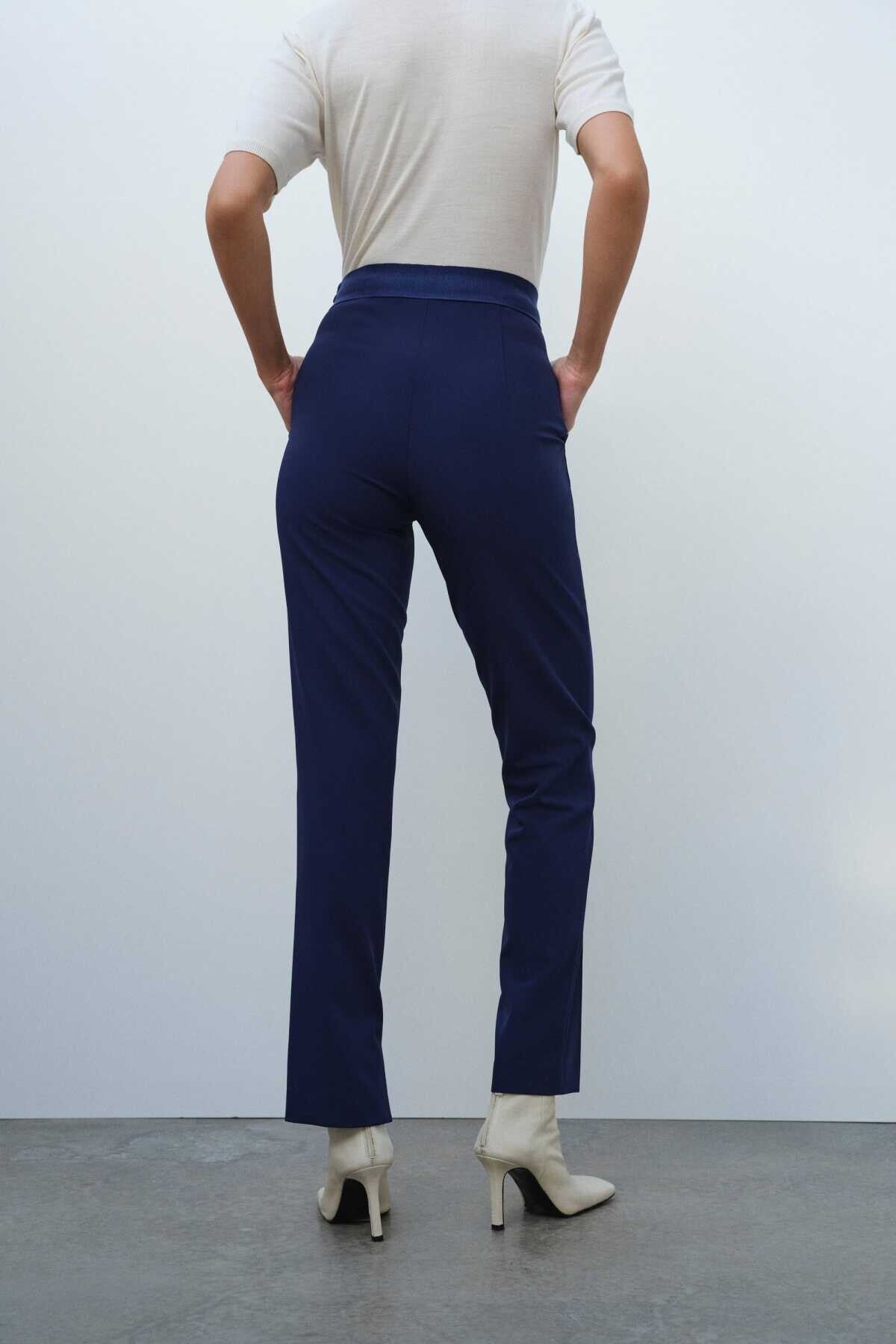 Indigo Women's Pants