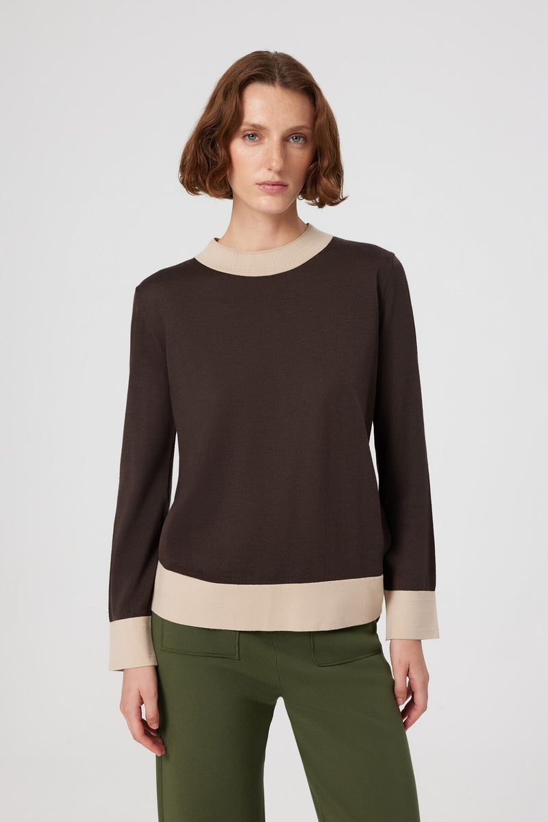 Brown Beige Long-Sleeved Women's Sweater with Cuffs