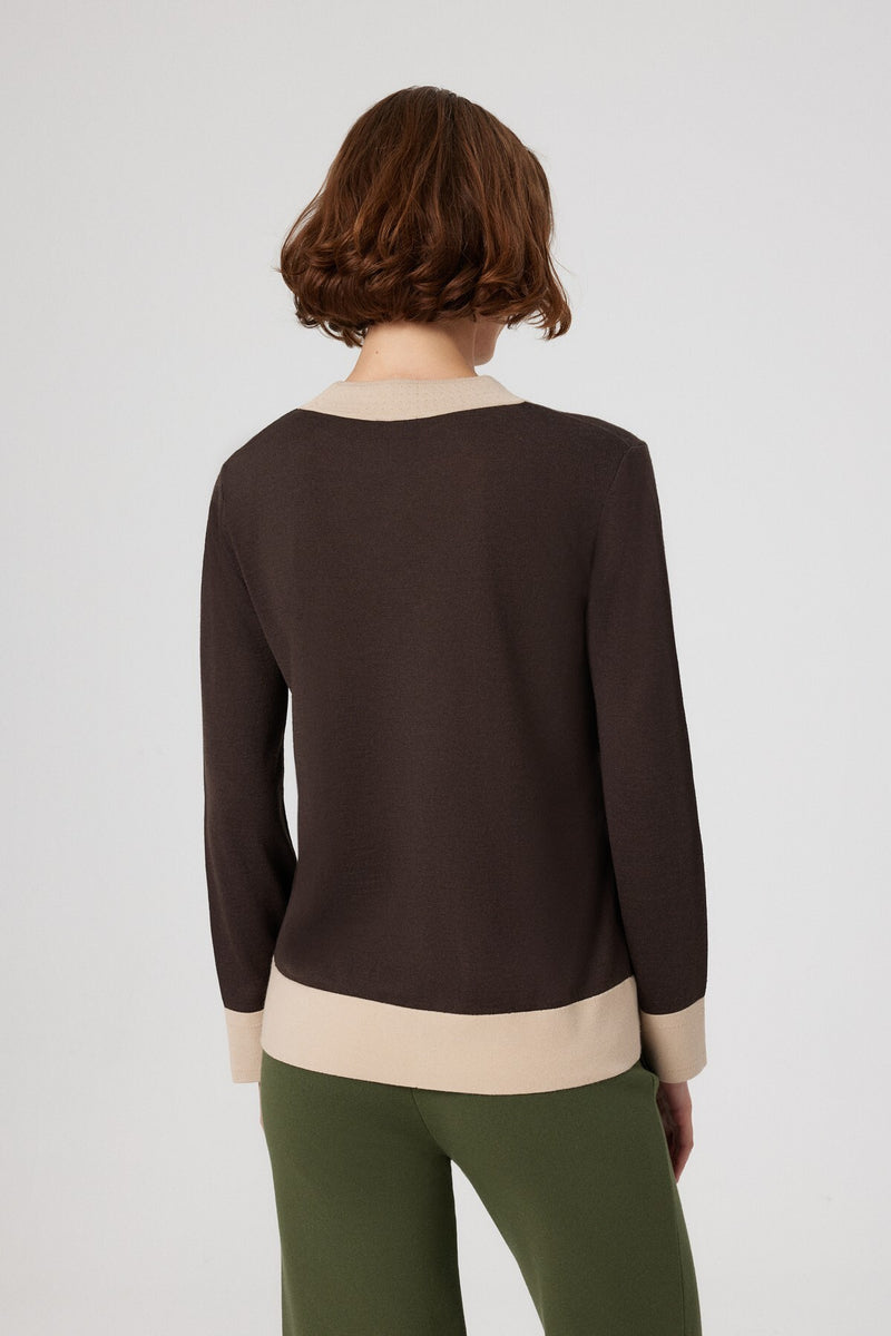 Brown Beige Long-Sleeved Women's Sweater with Cuffs