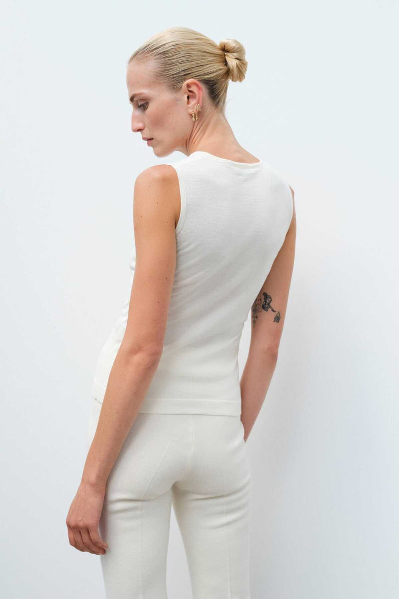 Women's Sleeveless Knit Tank Top