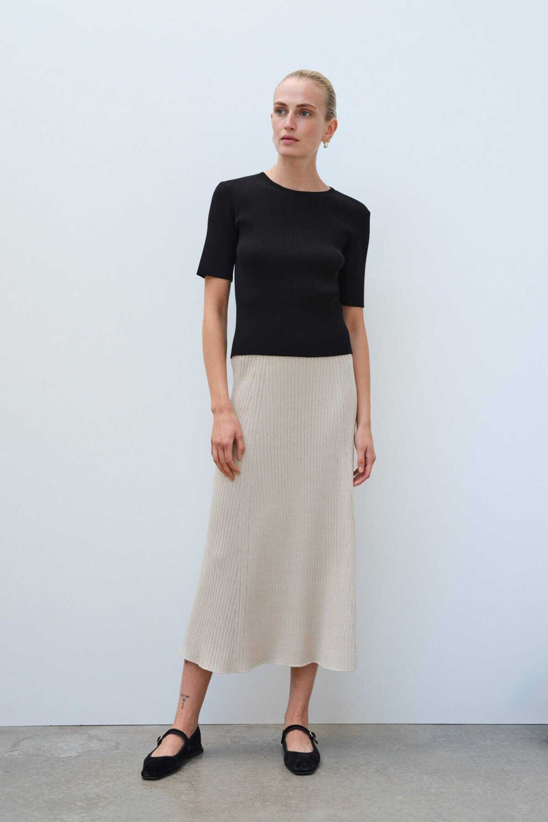 Short-Sleeved Black Knit Women's Sweater