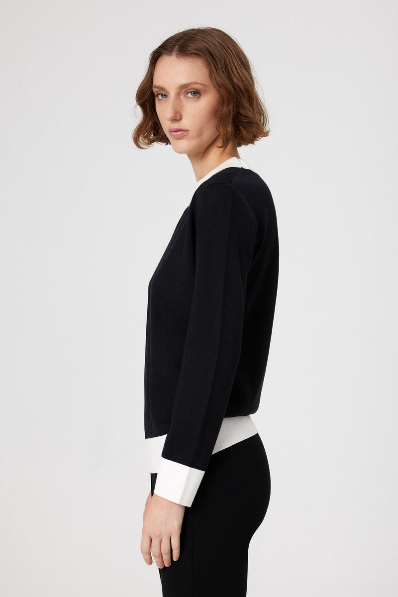 Black and White Long-Sleeved Women's Sweater with Collar