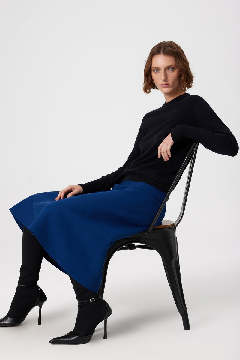 Black Crew Neck Basic Women's Sweater