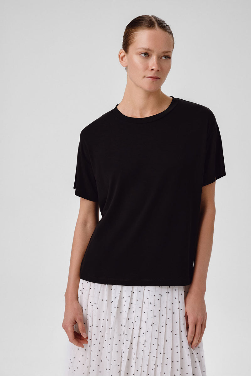 Black Crew Neck Basic Women's T-Shirt