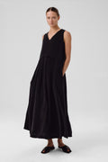 Black Pleated Sleeveless Long Dress