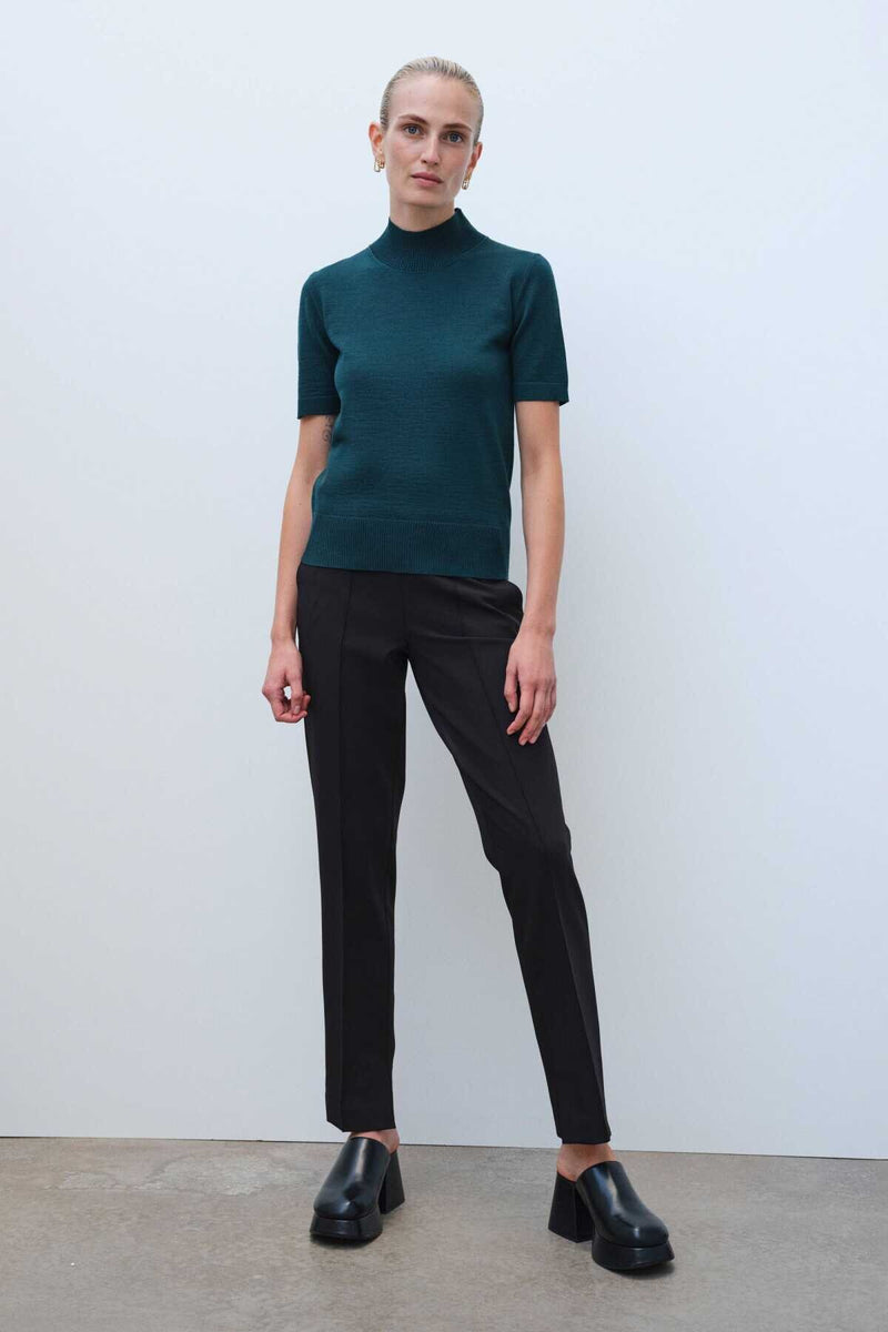 Black Women's Pants