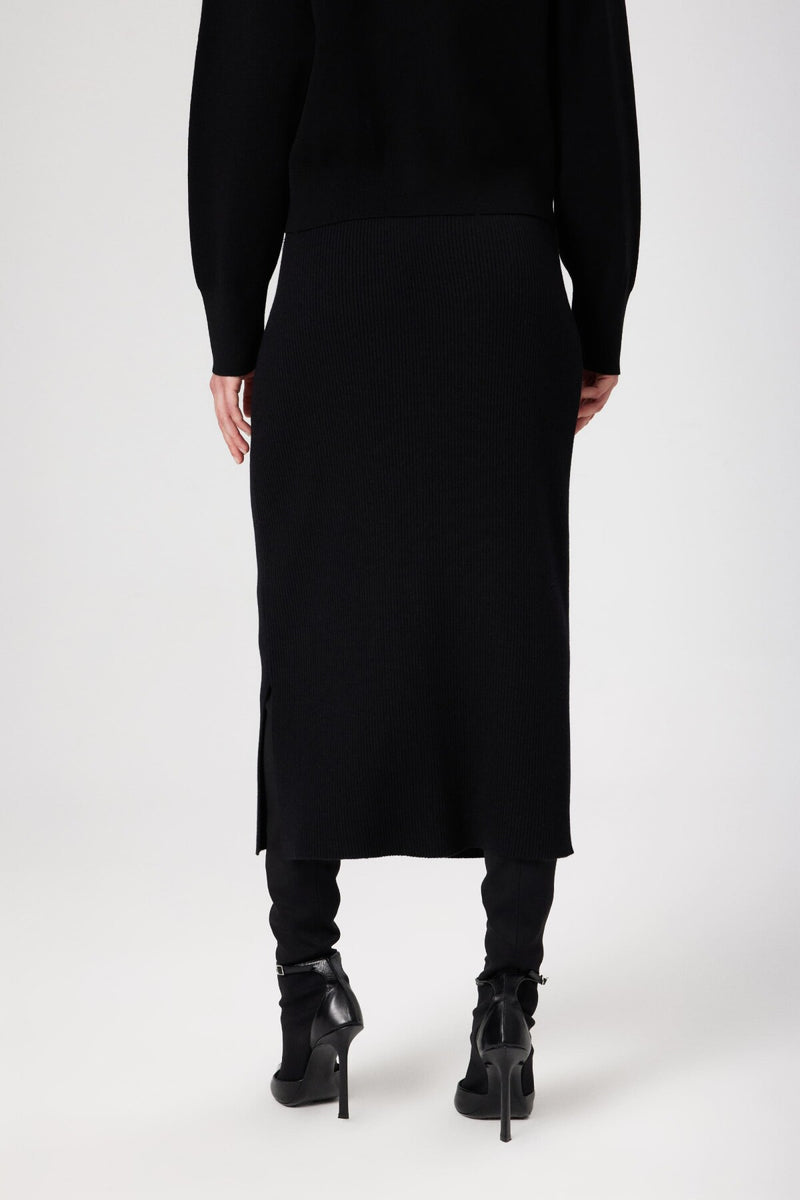Black Ribbed Mid-Length Knit Skirt with Slit