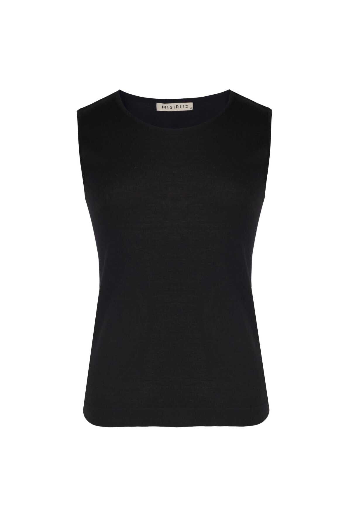 Black Sleeveless Knit Women's Athletic Top