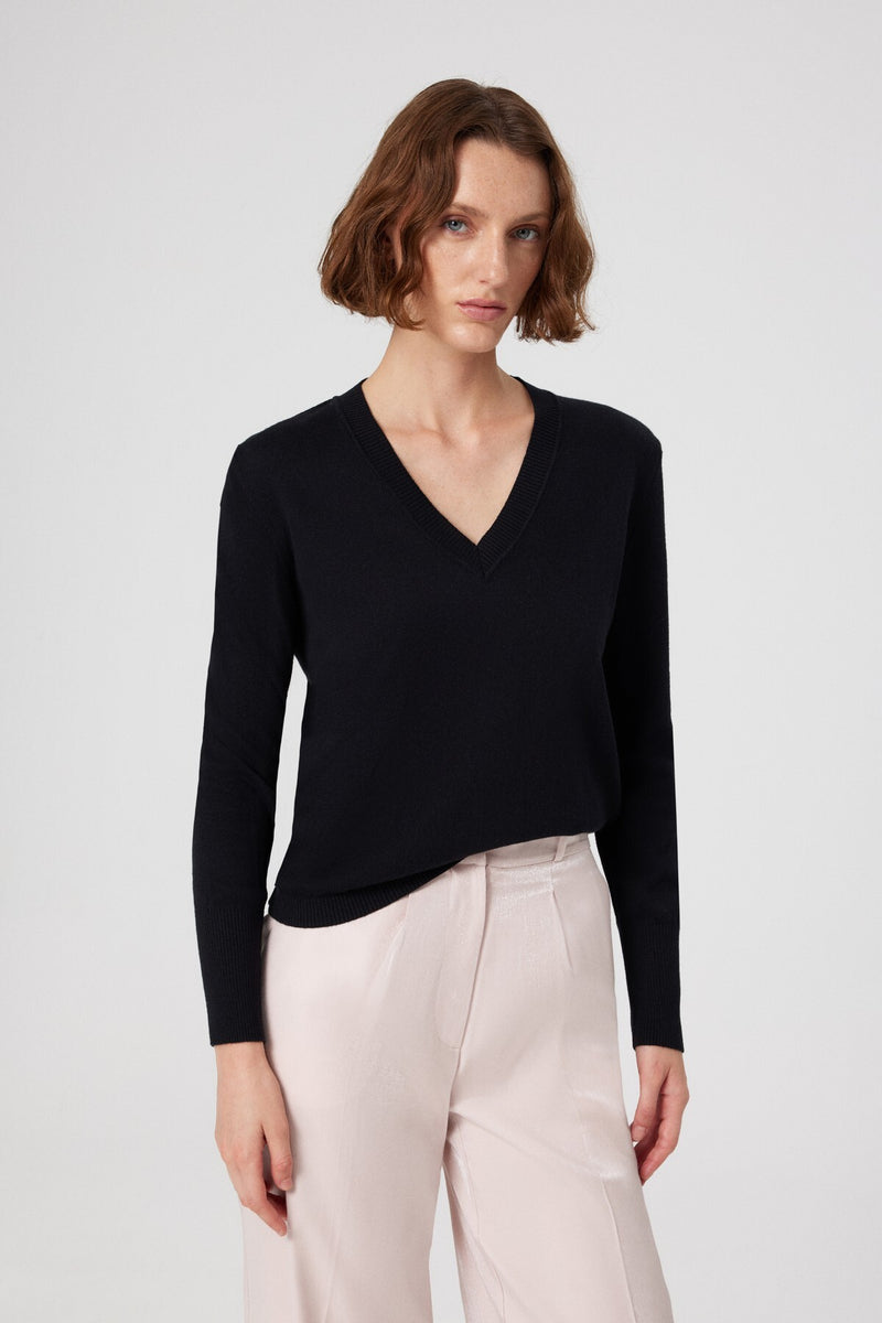 Black V-Neck Long Sleeve Women's Sweater