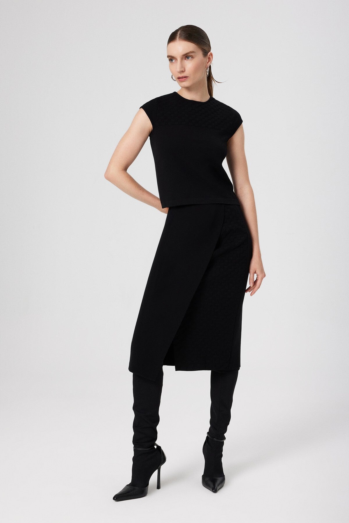 Black Collar Patterned Crop Top