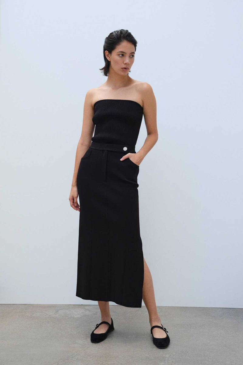 Black Slit Detail Long Knit Skirt